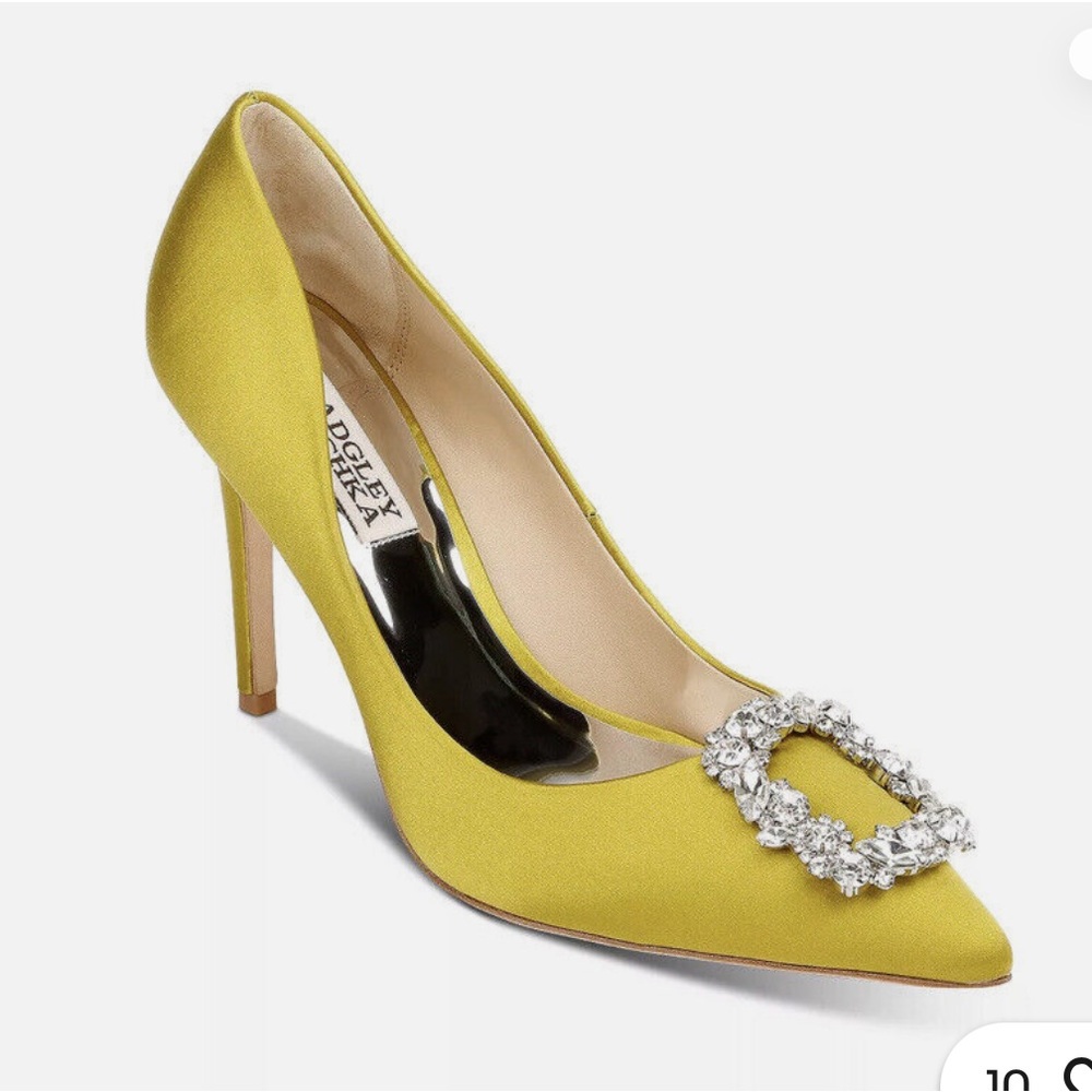 Badgley Mischka Cher Pump